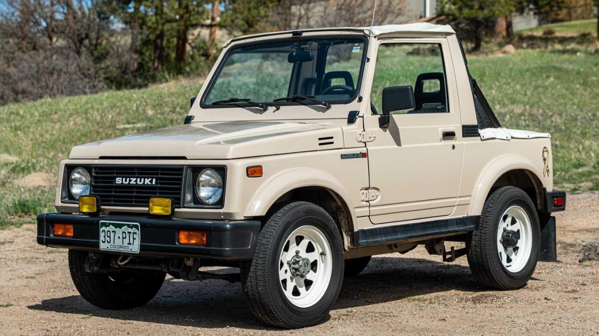 1987 Suzuki Samurai front-quarter