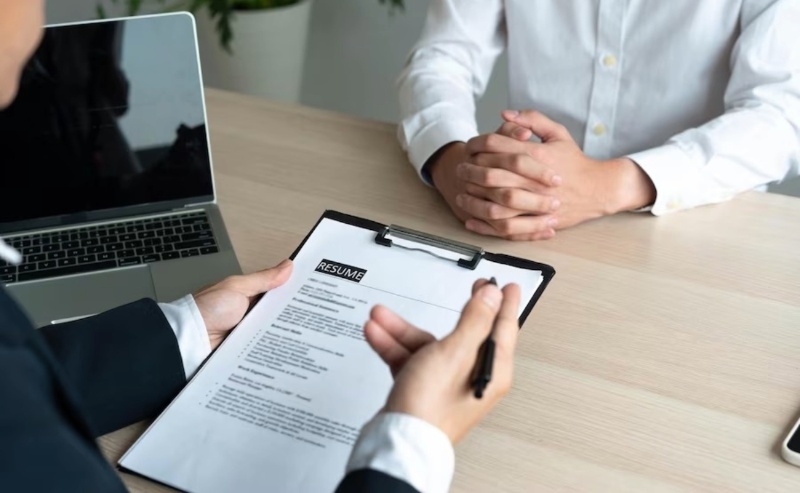 10 Annoying Things Everyone Hates About Job Searching: Which One Is the Most Frustrating?