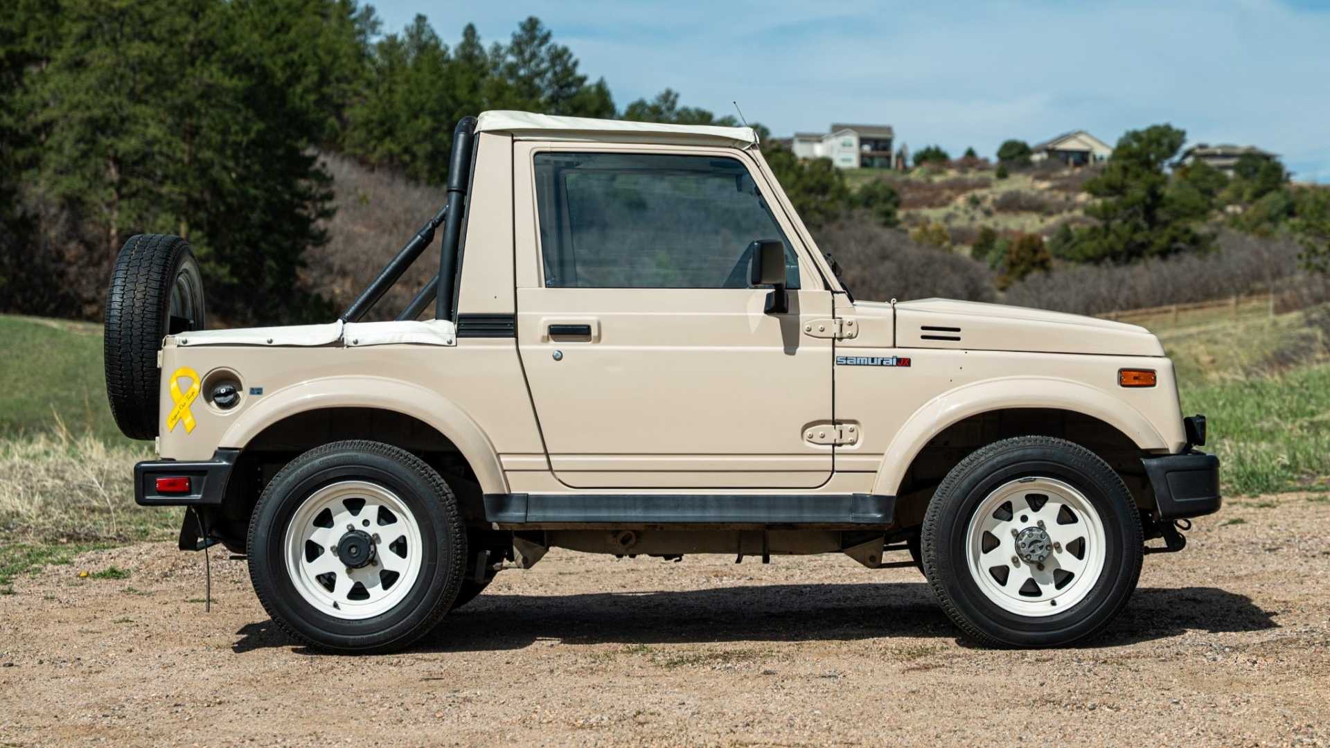 1987 Suzuki Samurai profile