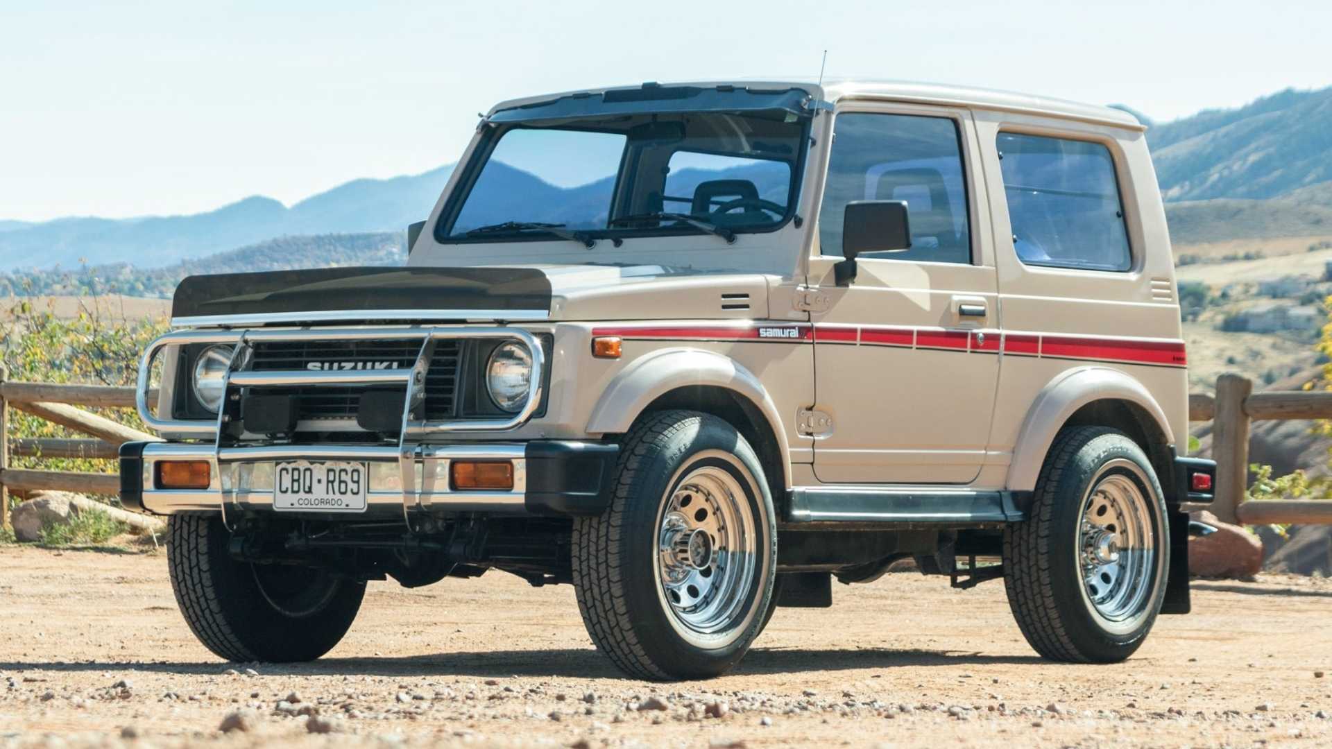 1987 Suzuki Samurai Hardtop front-quarter
