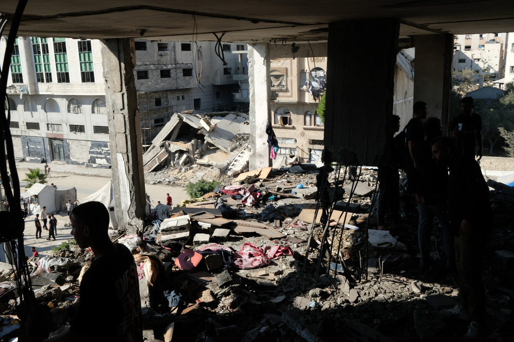 Israeli Strikes in Gaza City Kill Nine People, Including Three Children