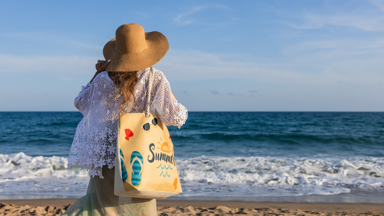Items You Should Always Pack For A Lake Beach Vs An Ocean Beach