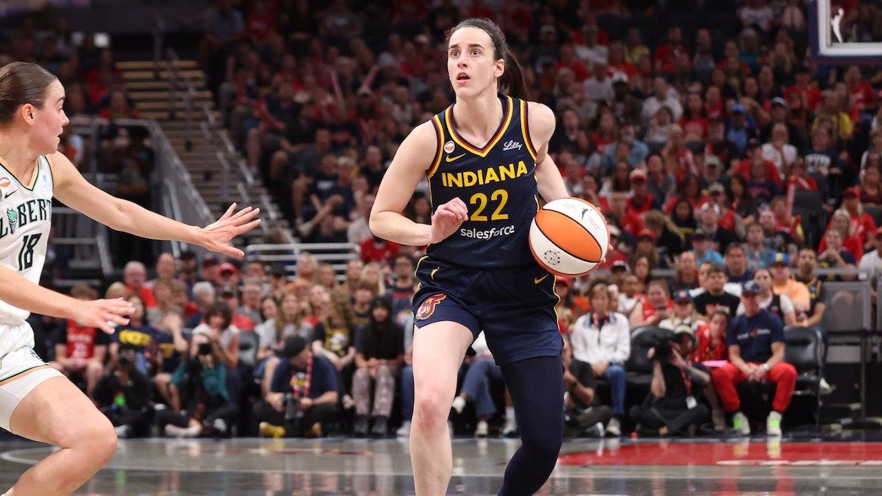 Caitlin Clark #22 of the Indiana Fever dribbles the ball during a game against the New York Liberty on July 18, 2026, at Gainbridge Fieldhouse in Indianapolis, Ind.