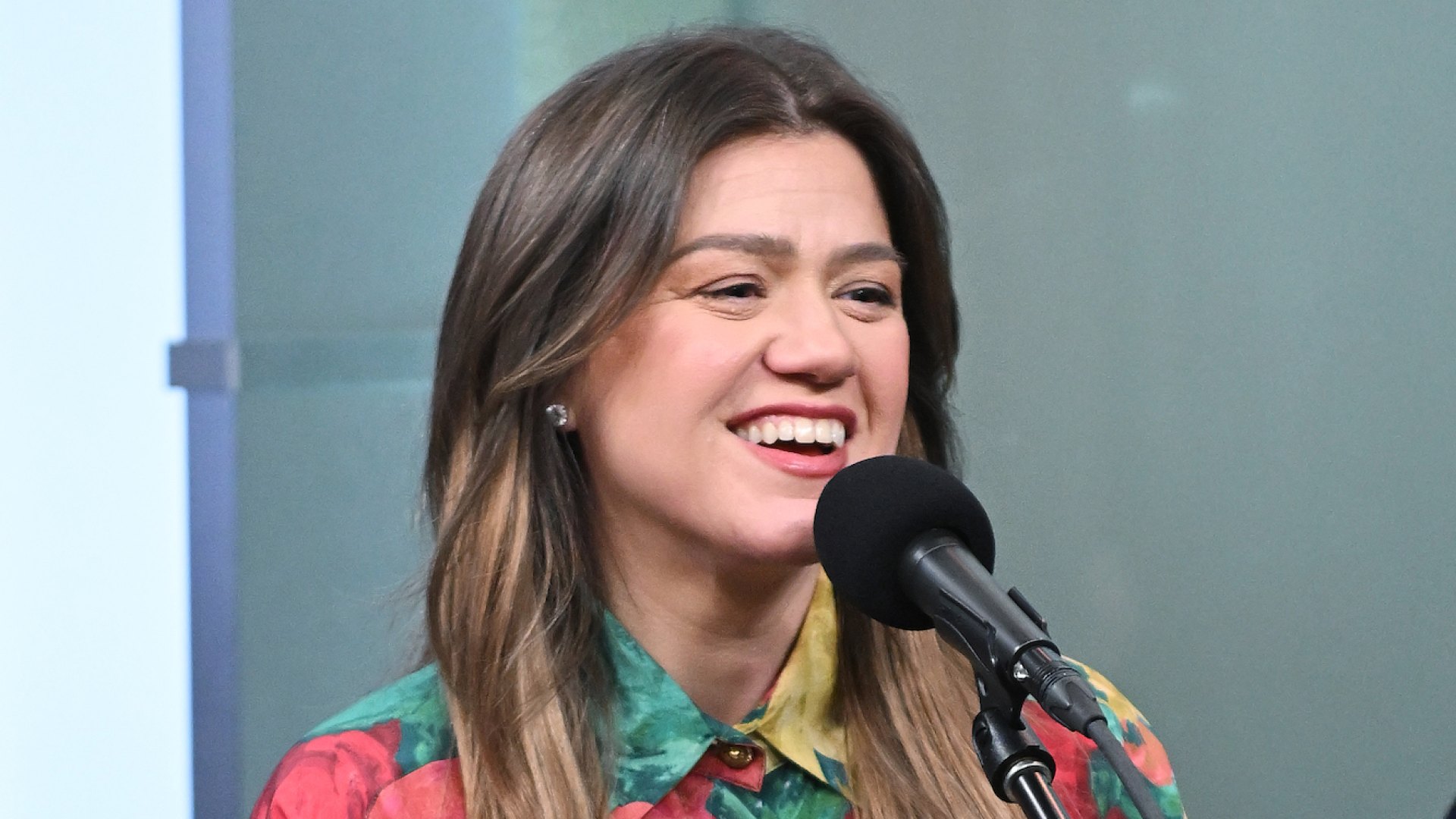 SiriusXM’s Front Row Series With The Voice’s Kelly Clarkson & John Legend
