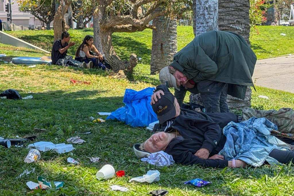 LA’s MacArthur Park: A monument to filth and ‘progressive’ failure