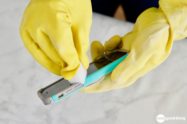 Things You Can Clean With A Magic Eraser
