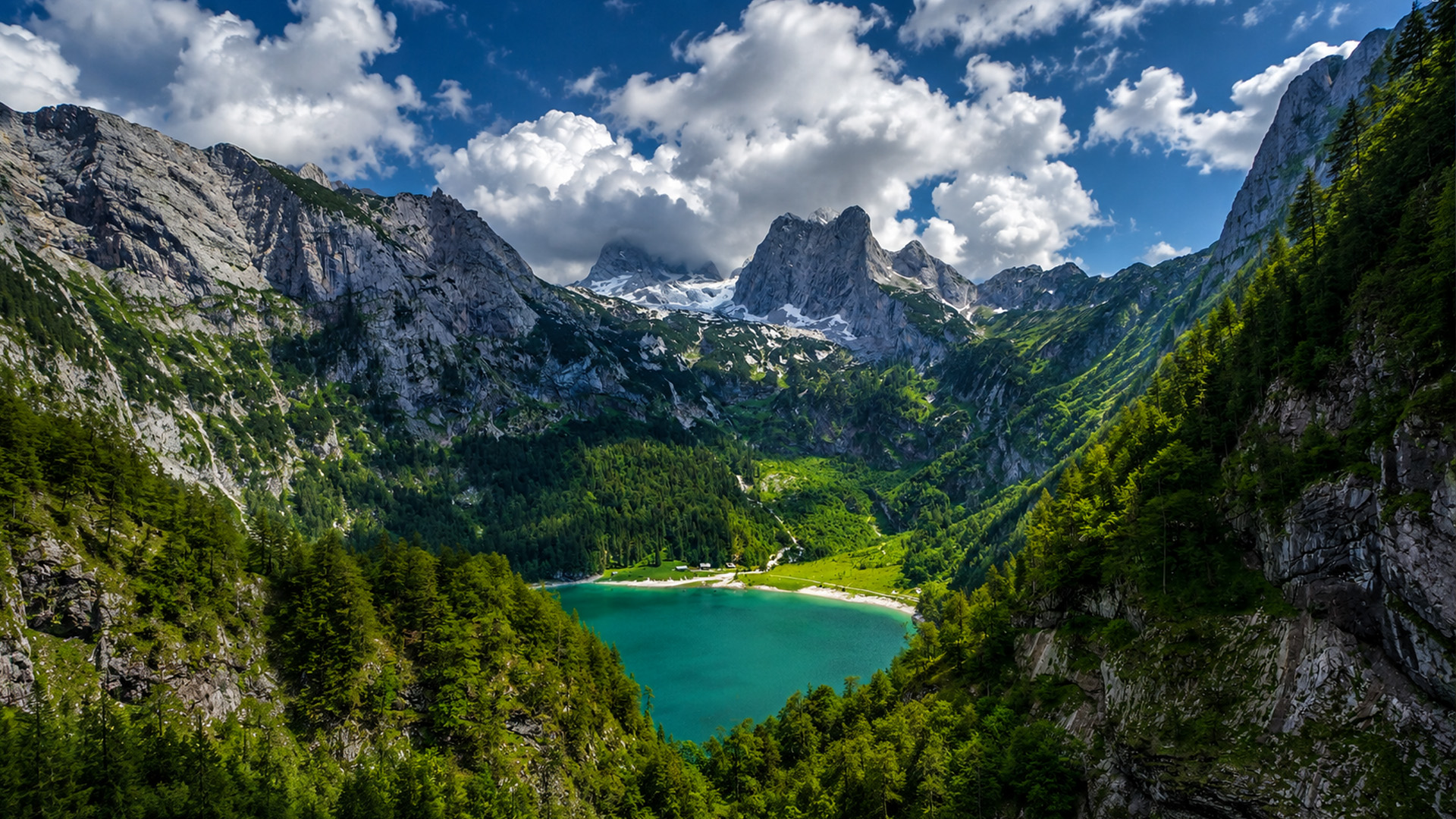 why-is-this-austrian-lake-hidden-between-mountains