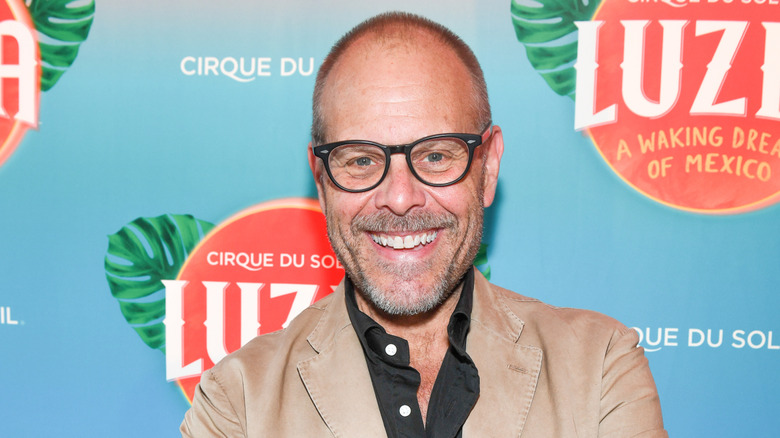 The Seasoning Myth Alton Brown Can't Stand
