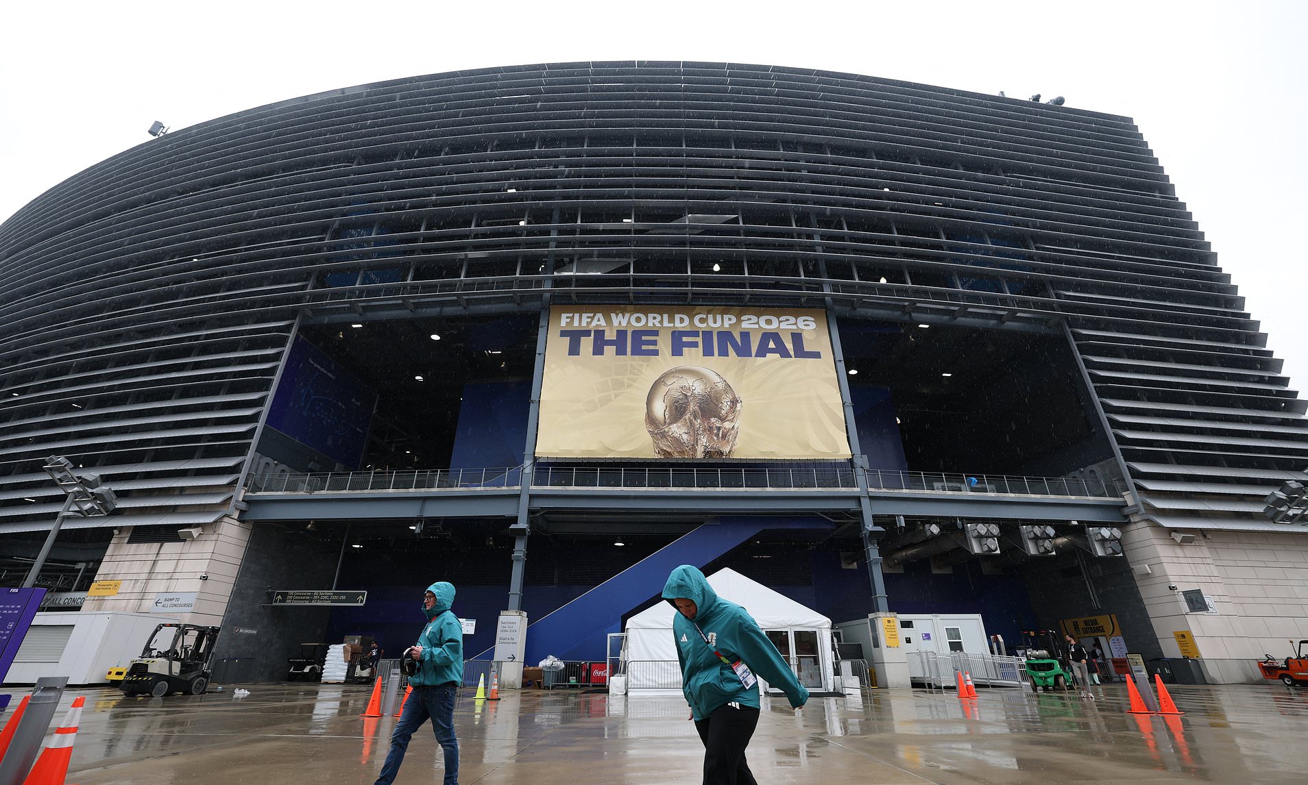 Storms hit New York 24 hours from World Cup final: Spain suffer blow as training session cancelled