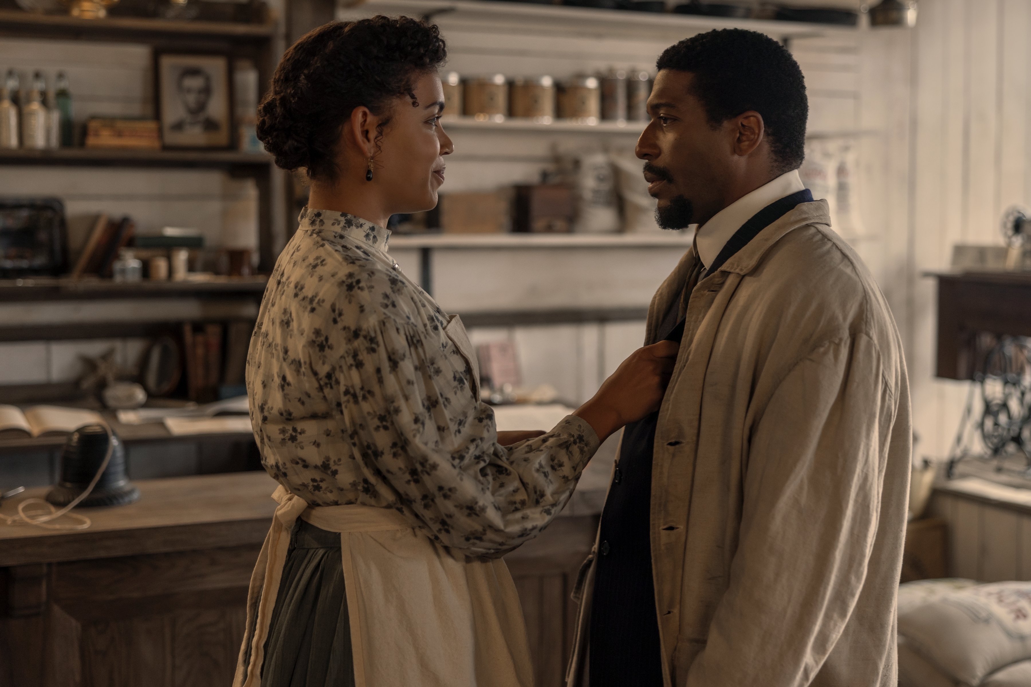 Jocko Sims as Dr. George Tann and Barret Doss and Emily Henderson in Netflilx's Little House on the Prairie