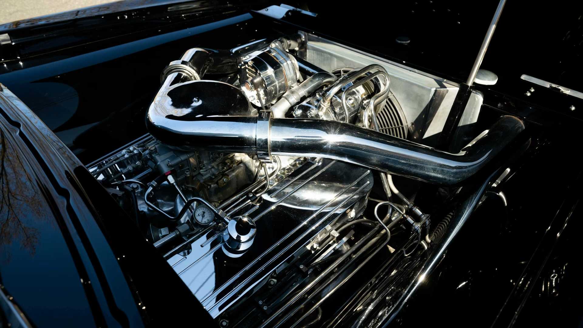 top shot of 1955 pontiac chieftain custom engine V8