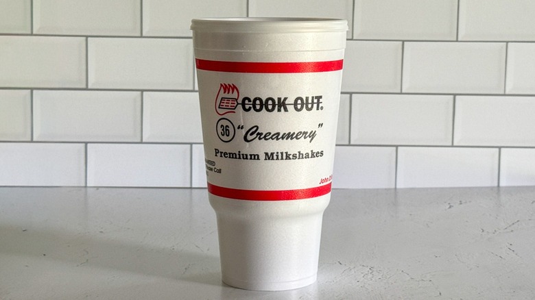 A 32-ounce Cookout cup of sweet tea