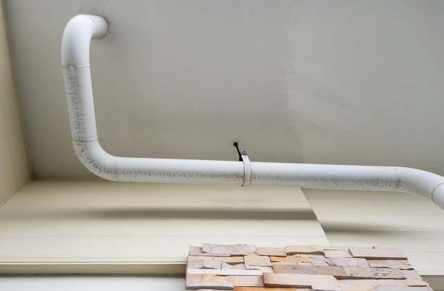 As Texas heat stays in the 90s, a hidden AC clog can turn into ceiling damage