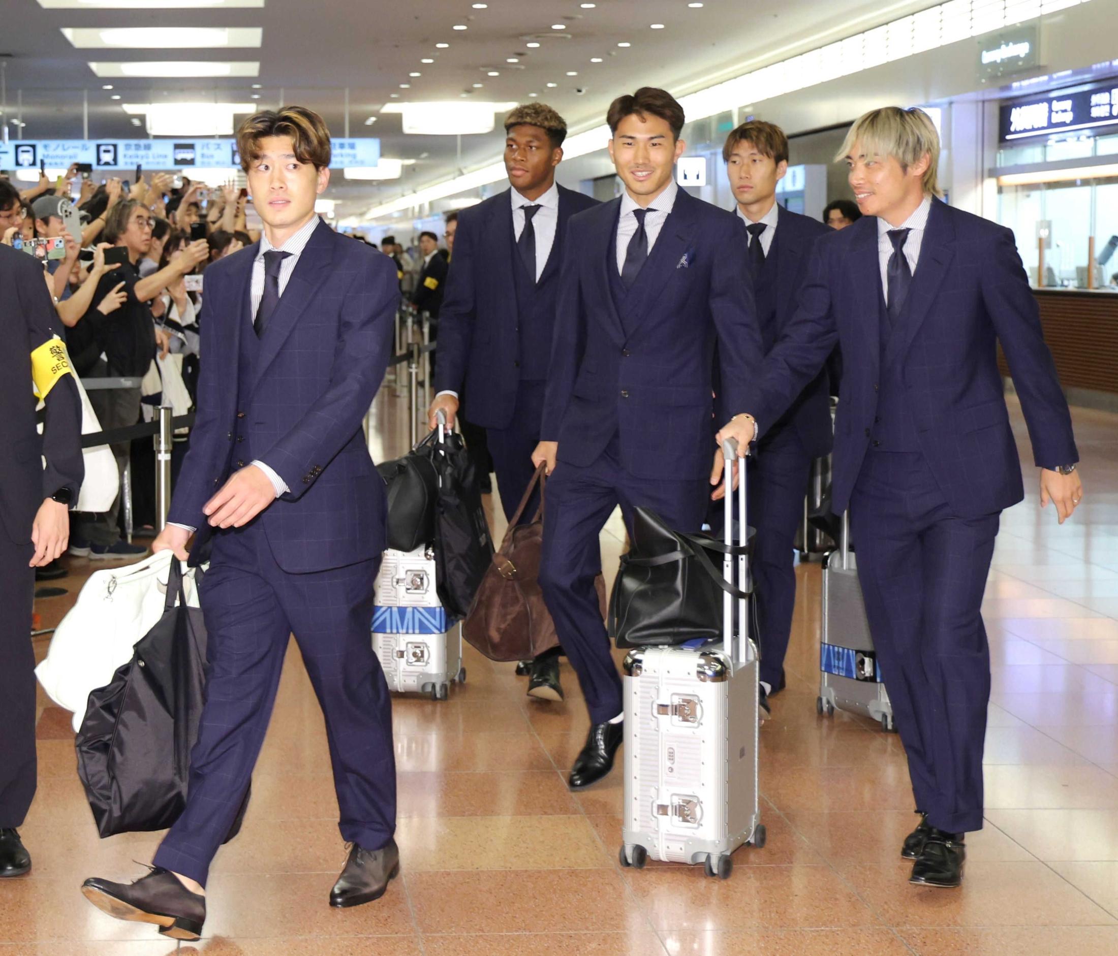 「神回だった！」「正直すぎて草 オチまで完璧ww」W杯日本代表の帰国後秘話にSNS沸く、女子アナも「意外w」