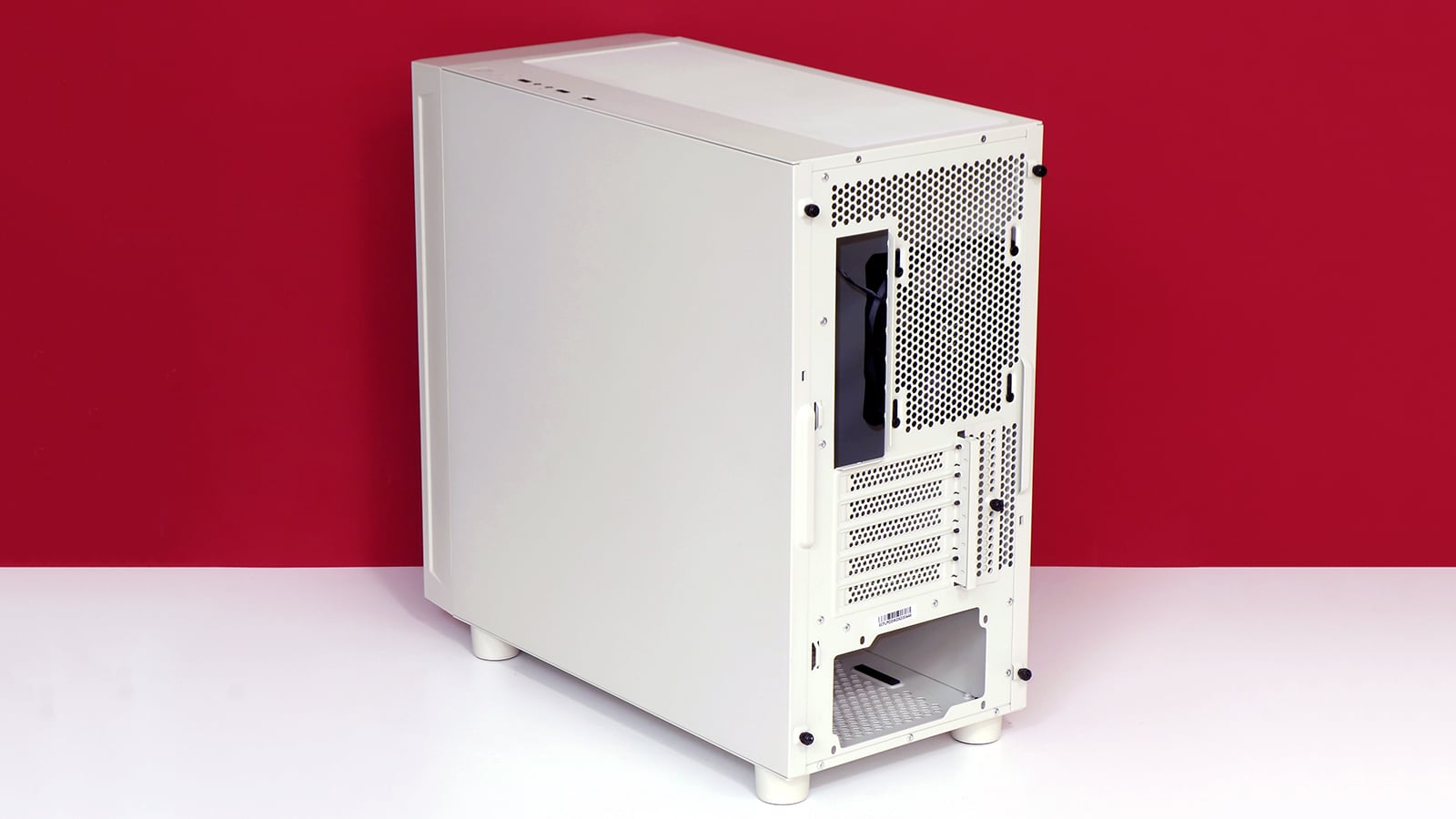 SilverStone FLP03 Review: Build a Beige Box That Actually Rocks