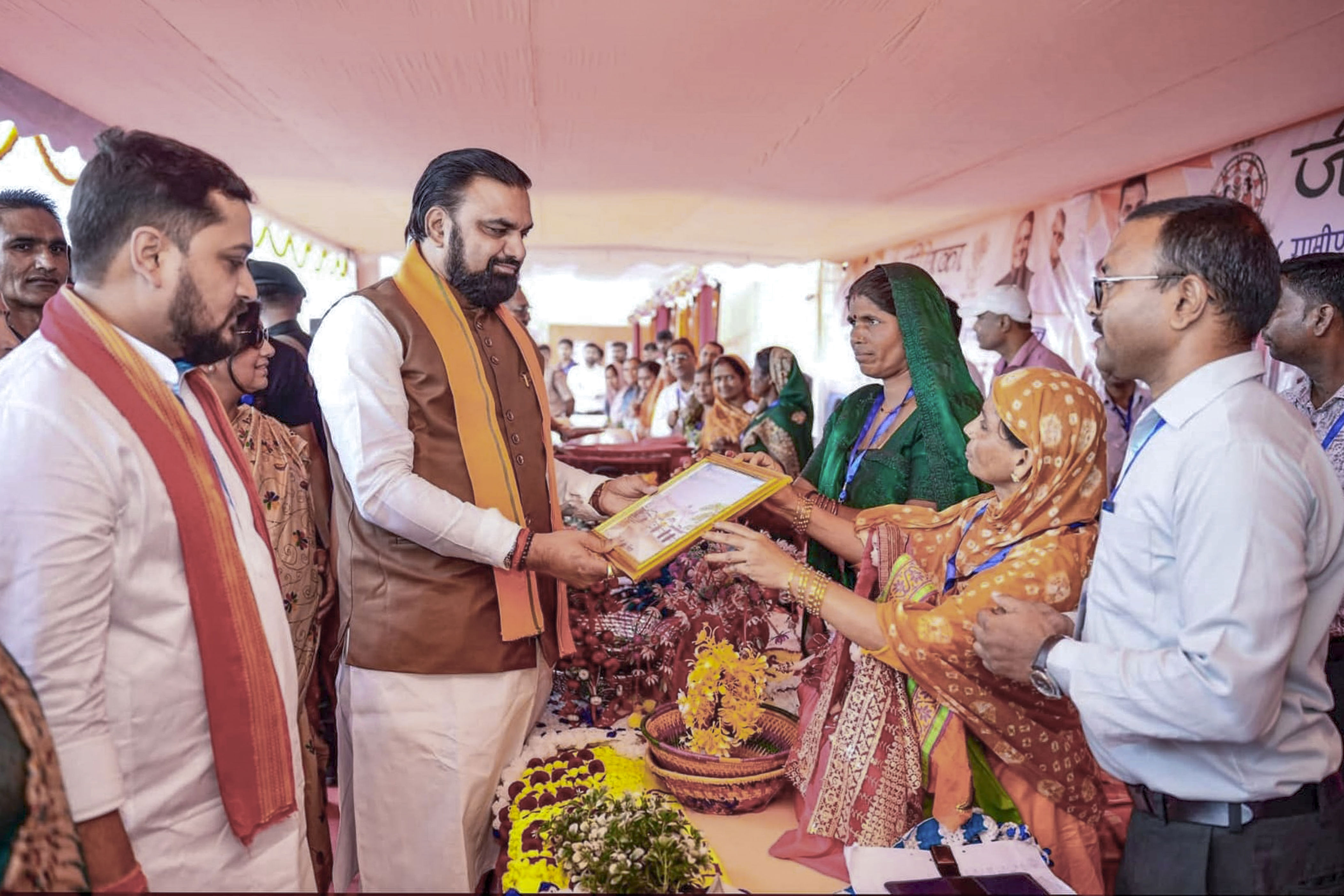 Bihar CM launches Rs 200cr development projects, inaugurates Rs 130cr ...