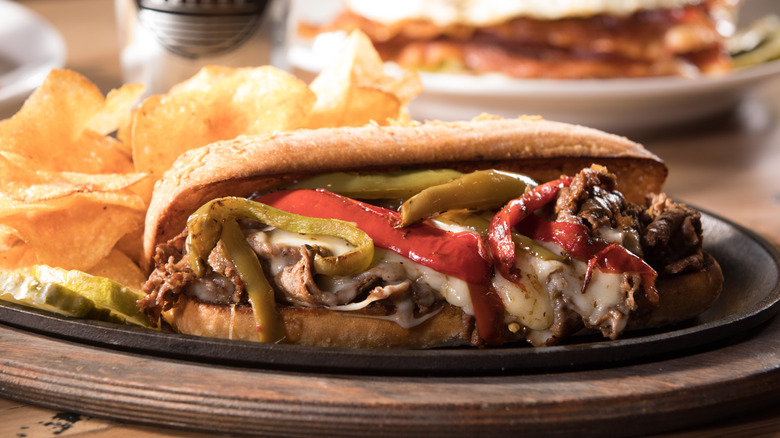 Why Steak And Lemonade Are An Iconic Combo In Chicago