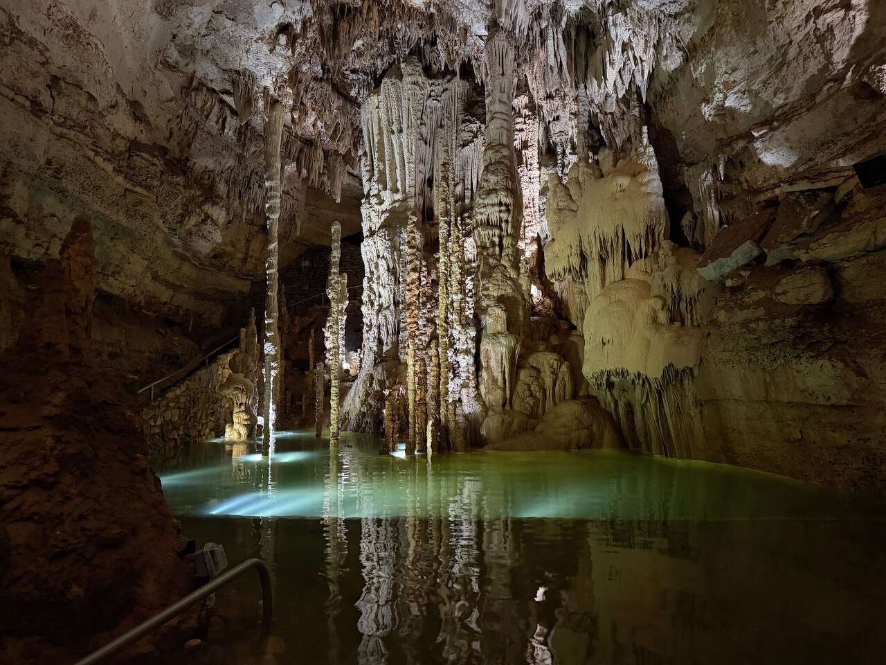 Rare aquifer tours return to Natural Bridge Caverns after massive flooding