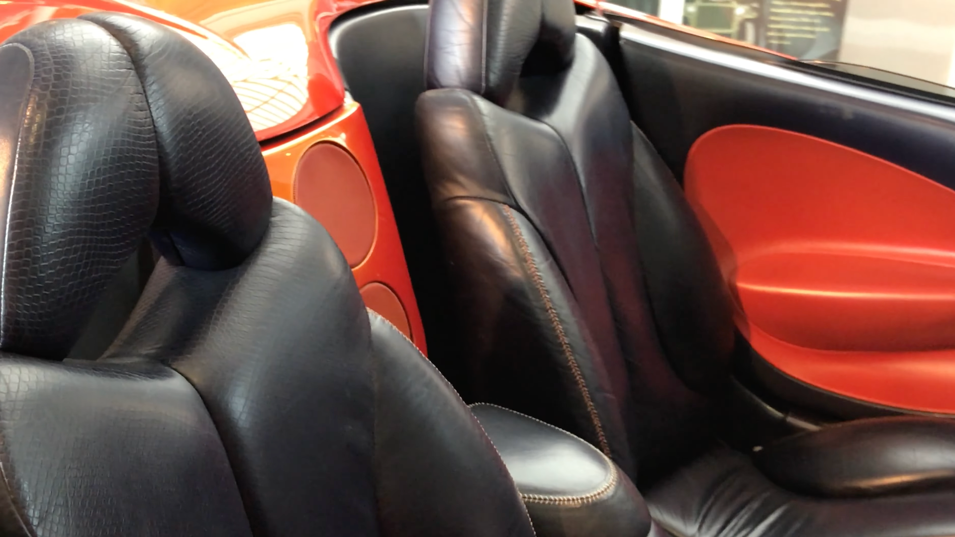 Snakeskin pattern in Dodge concept car seats