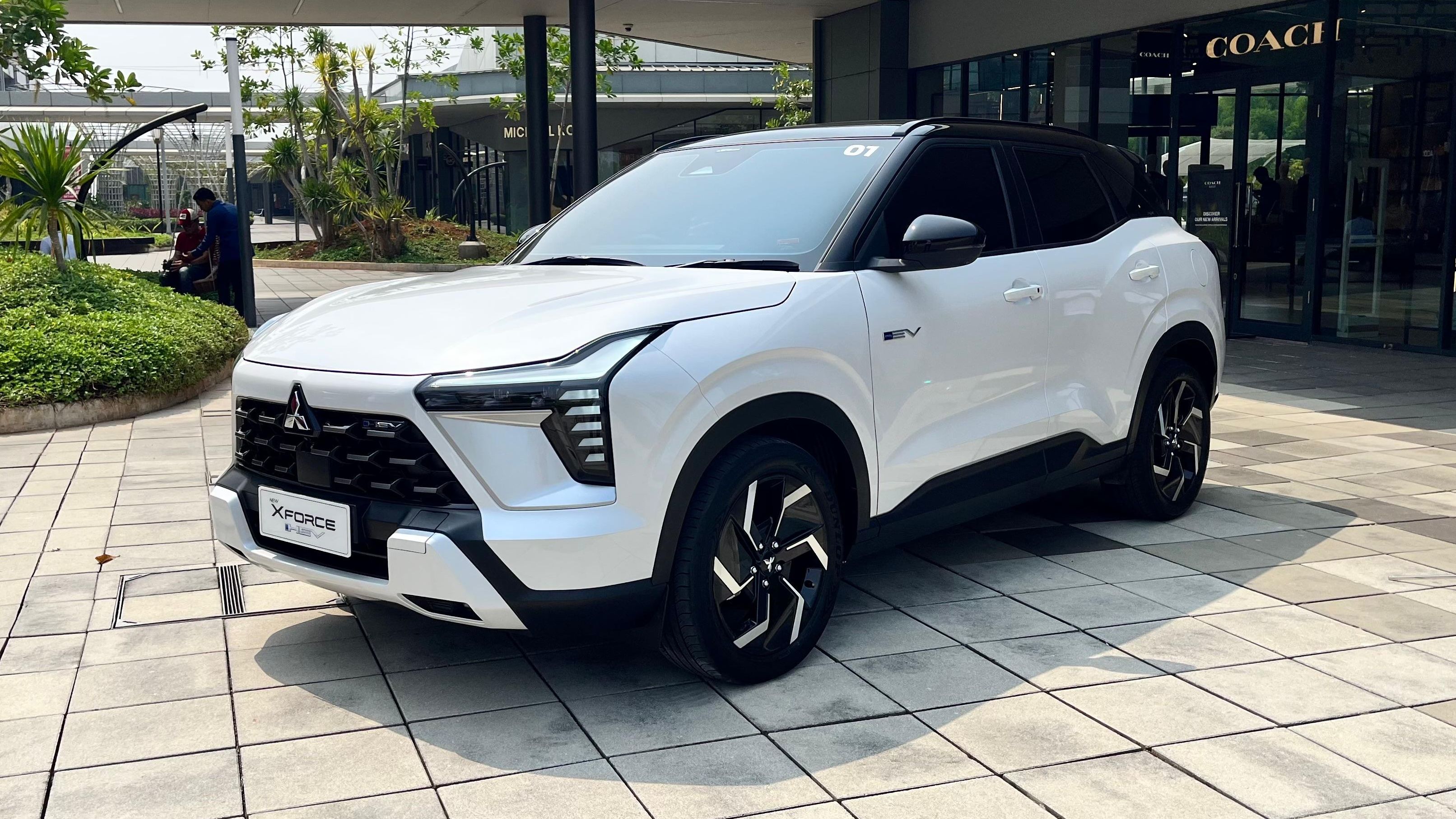 Spesifikasi Bahan Bakar Mitsubishi XForce Hybrid, Bisa Pakai Pertalite?