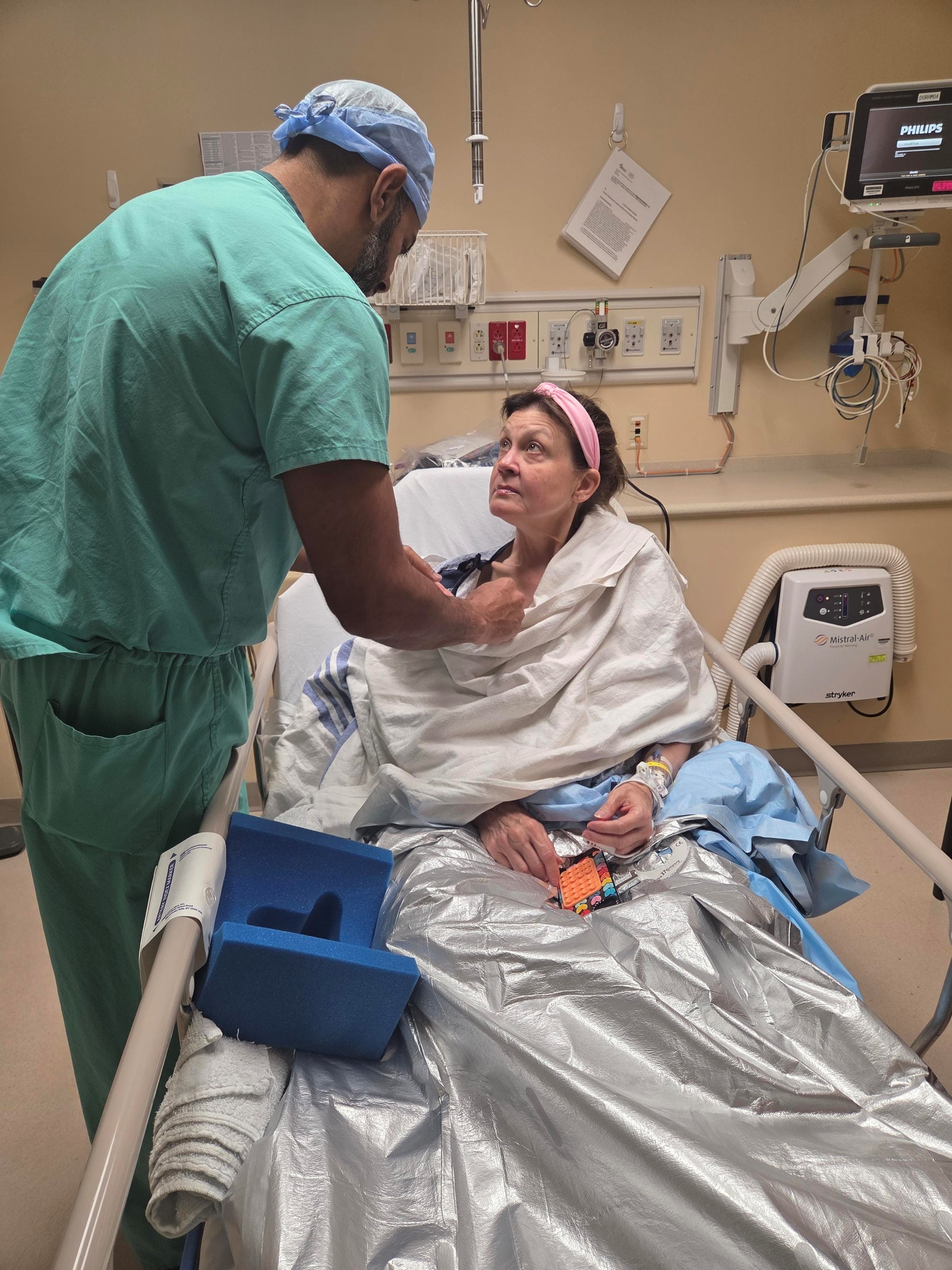 Prior to surgery, First Coast News anchor Jeannie Blaylock discusses her breast reconstruction with plastic surgeon Dr. Ankit Desai.