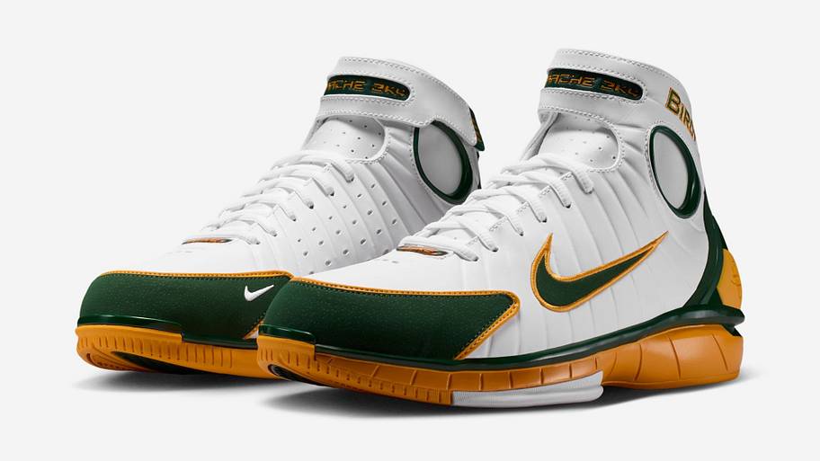 Side view of the Nike Huarache 2k4