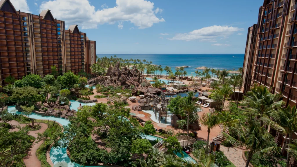 12 Best Lazy River Resorts in the USA
