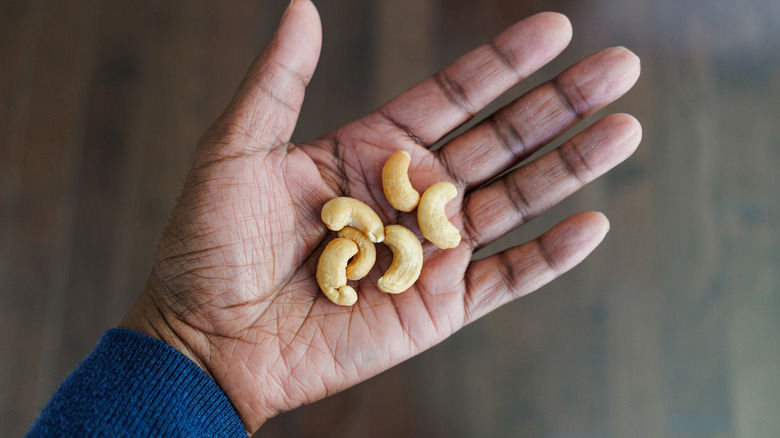 Eating Cashews Has An Unexpected Effect On Your Teeth