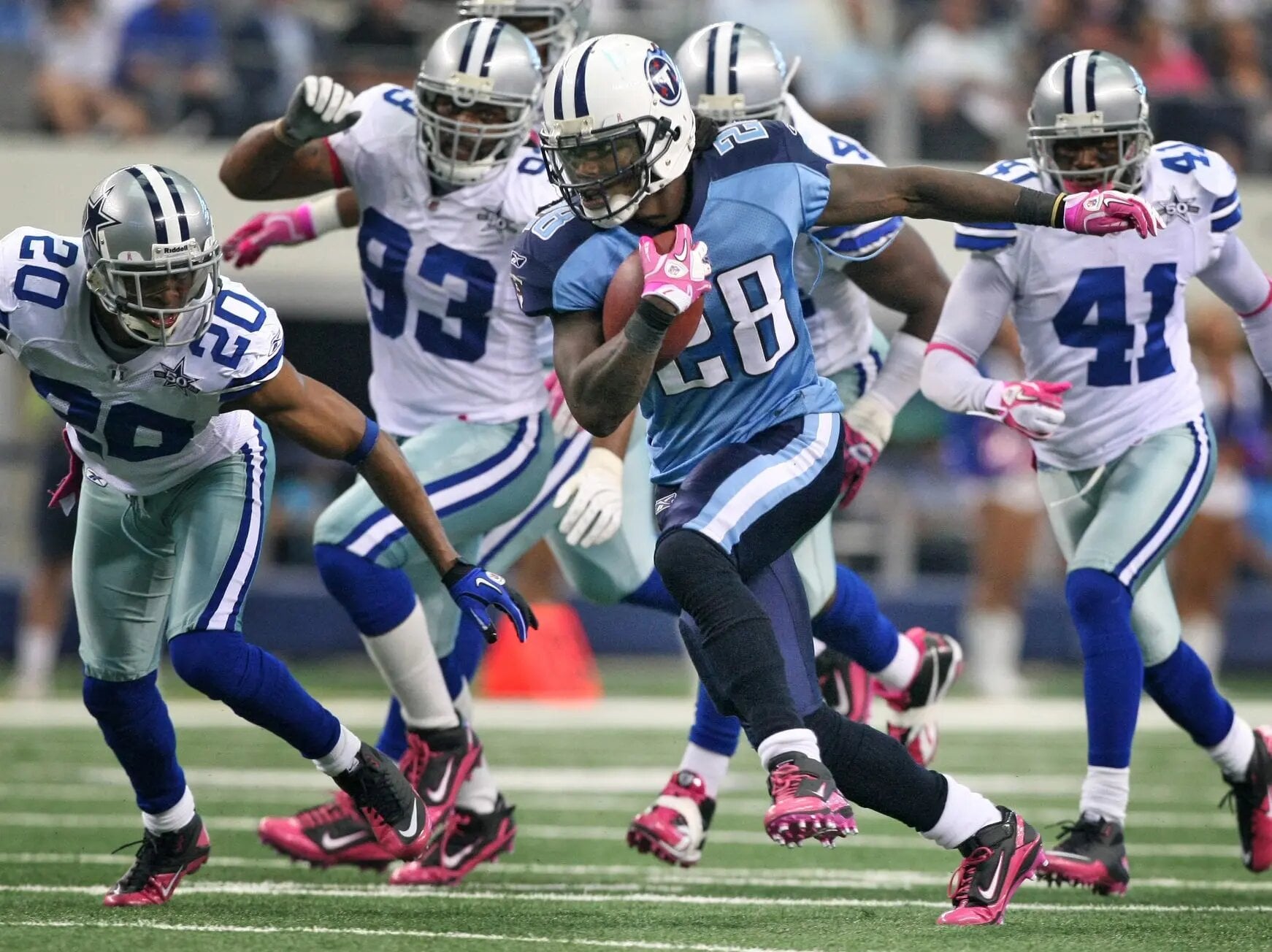 Tennessee Titans bestow an immense honor on franchise legend in 2026