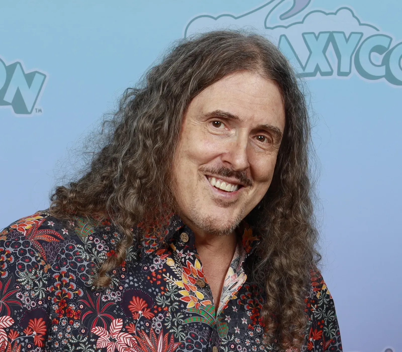 7. Weird Al Yankovic – Off the Deep End (Bite Me) (Image Credits: Wikimedia)