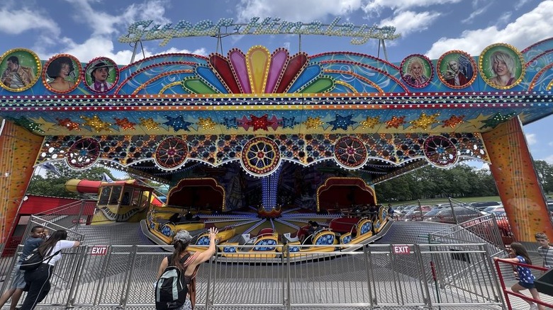 The circular Super Himalaya ride at Quassy Amusement & Waterpark
