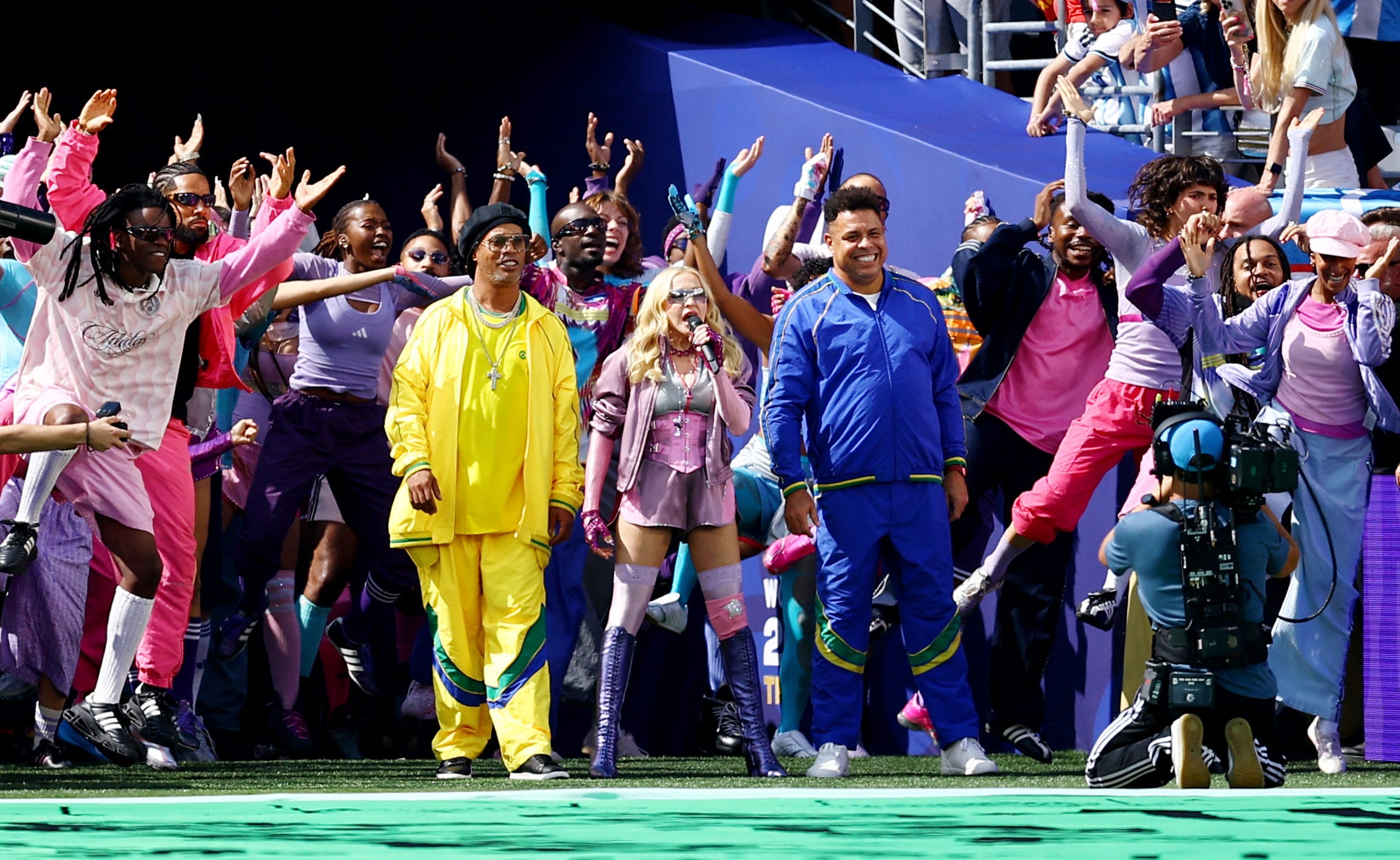 Best images from World Cup halftime show featuring Madonna, Justin Bieber