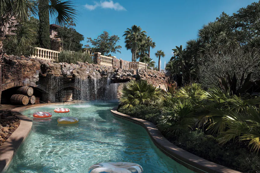 12 Best Lazy River Resorts in the USA