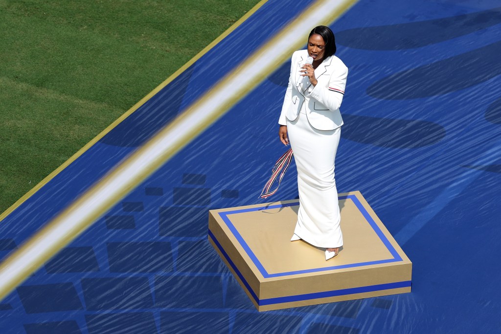EAST RUTHERFORD, NEW JERSEY - JULY 19: Jennifer Hudson performs the U.S. national anthem before the FIFA World Cup 2026 Final match between Spain and Argentina at New York New Jersey Stadium on July 19, 2026 in East Rutherford, New Jersey. (Photo by Florencia Tan Jun/Getty Images)