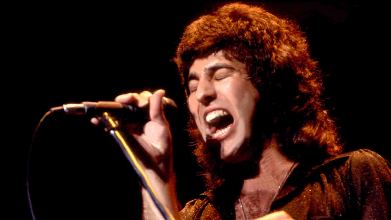 Robert Fleischman performing onstage in 1979