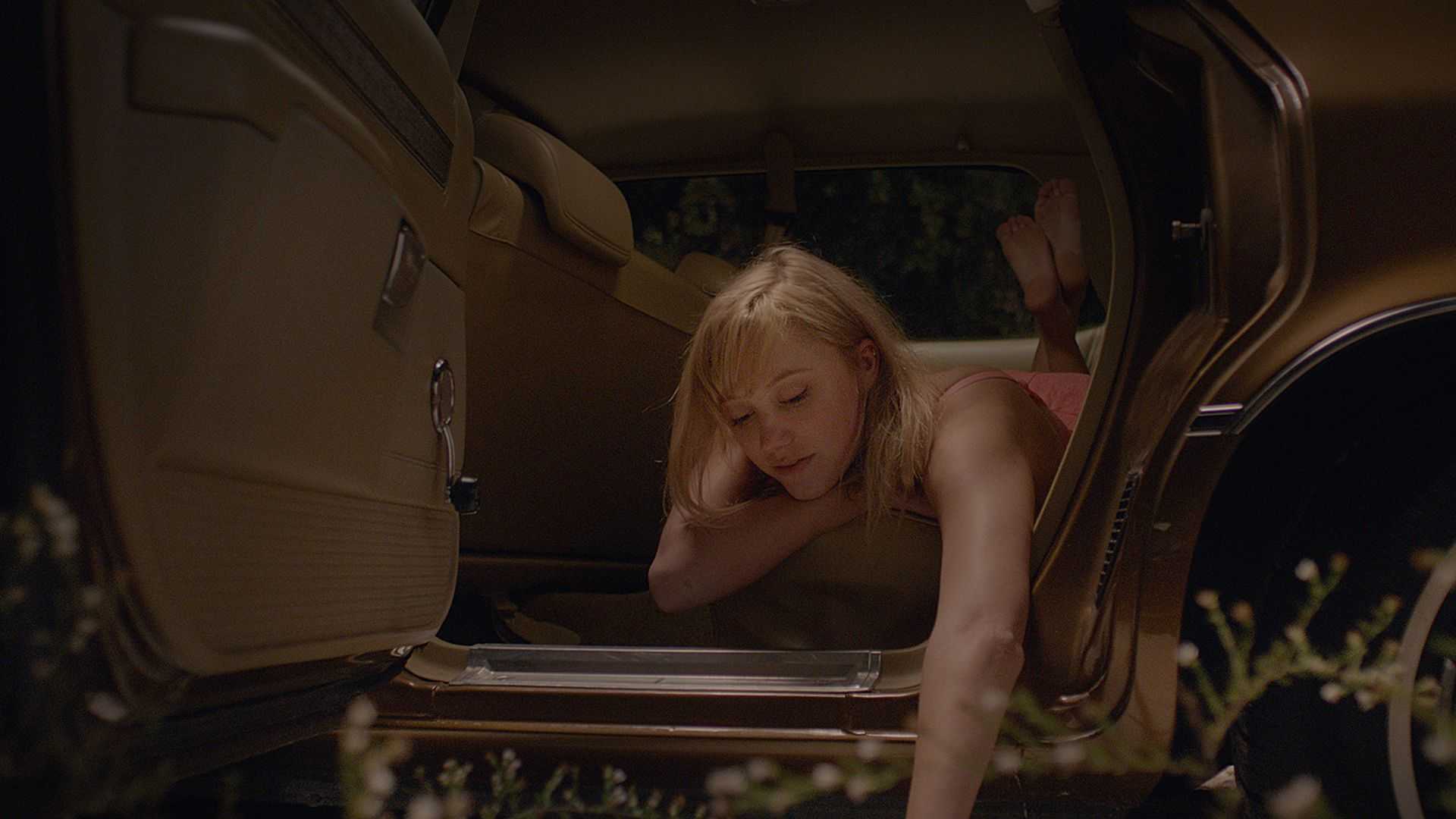 Maika Monroe Starred in It Follows, A Horror Movie With a Major Cult Following