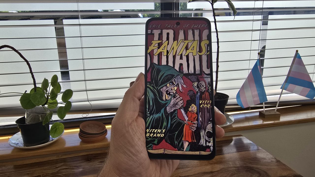 TCL NXTPAPER 70 Pro review: A great budget smartphone for comic book fans