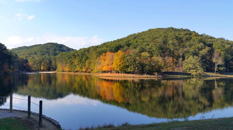 A lake and colorful trees in Scioto Trail State Park, Ohio