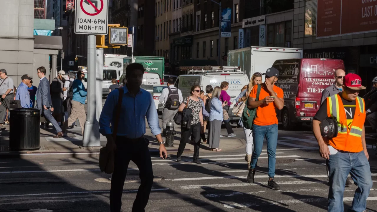new york and new yorkers manhattan street scene