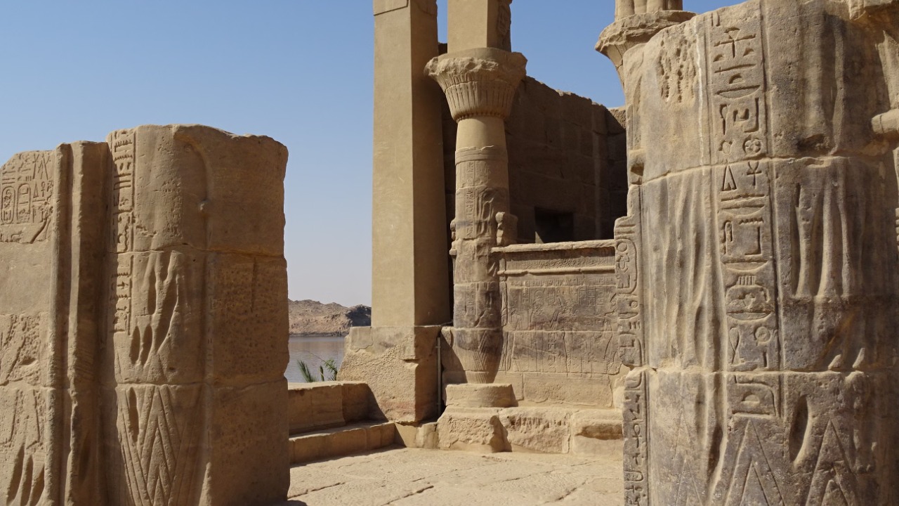 A buried Egyptian temple rose from the sand with 16 stone columns and ...