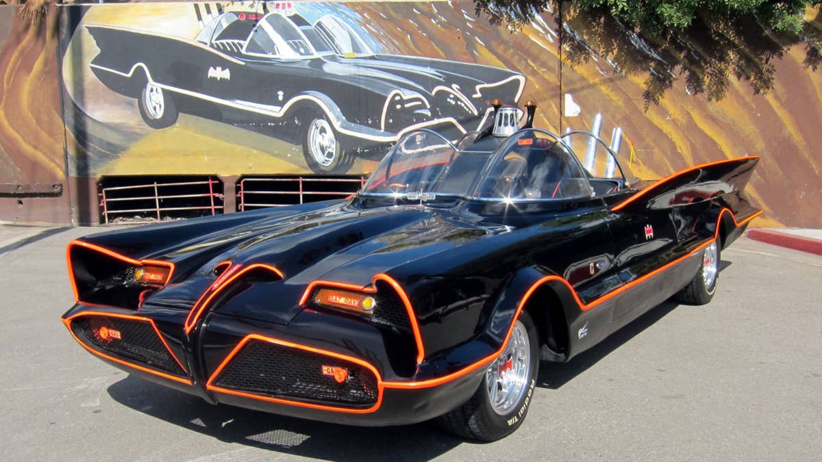 A Houston Doctor Drives A 1,000-HP Batmobile On The Street
