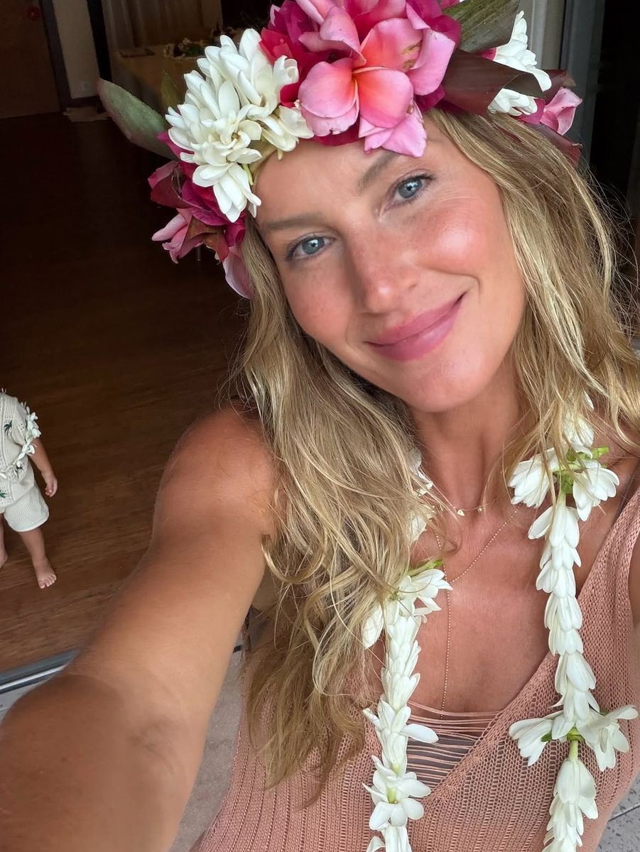 Gisele Bündchen shares rare family moments during Tahiti getaway