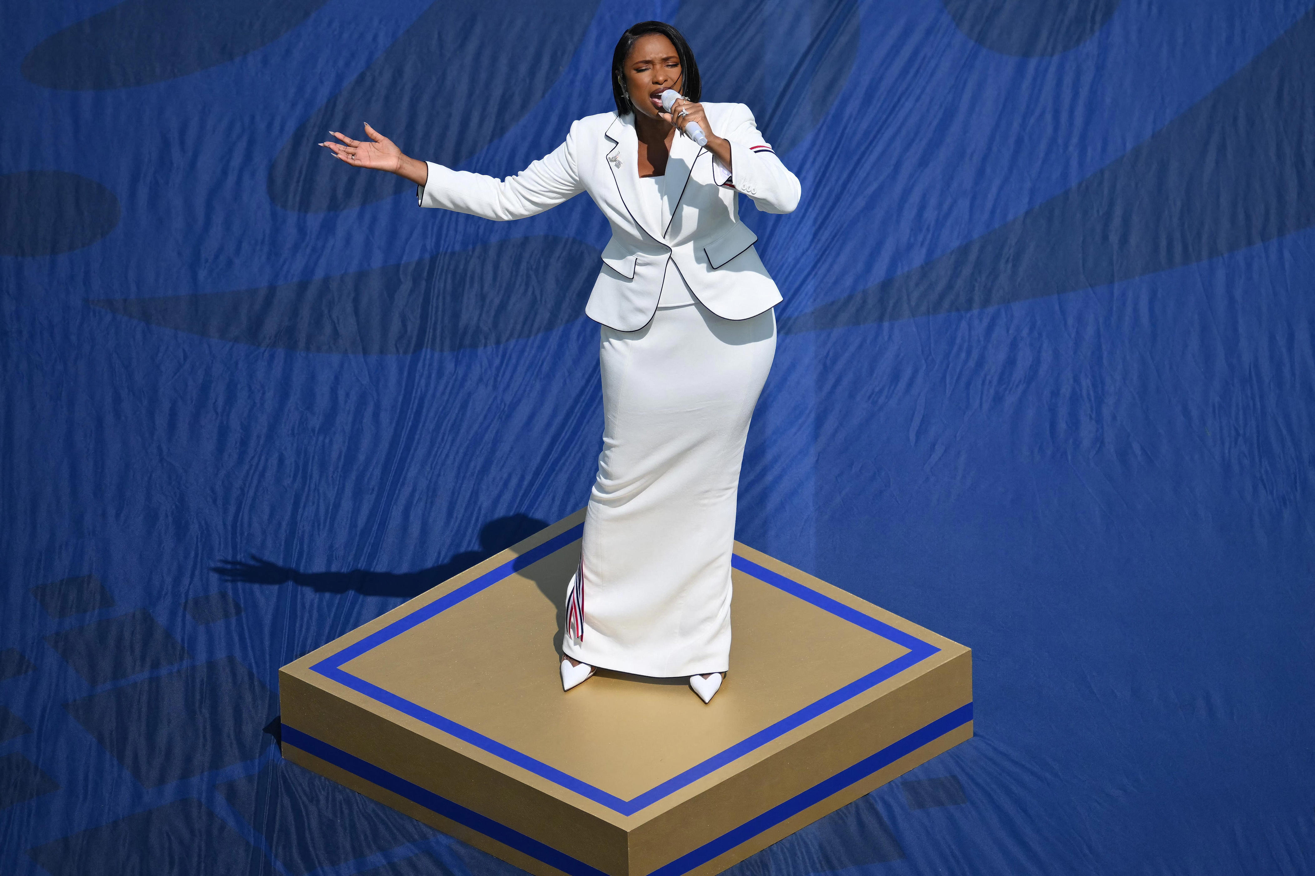 See Jennifer Hudson, Post Malone light up World Cup closing ceremony