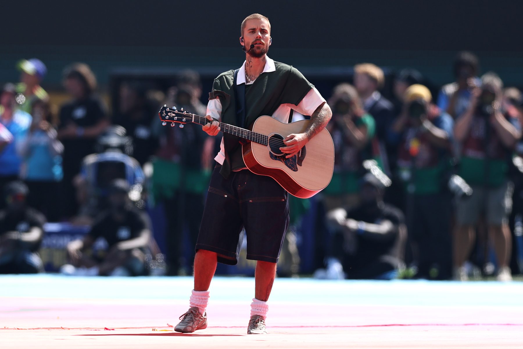 Ted Lasso gives Justin Bieber pep talk at 2026 World Cup halftime show