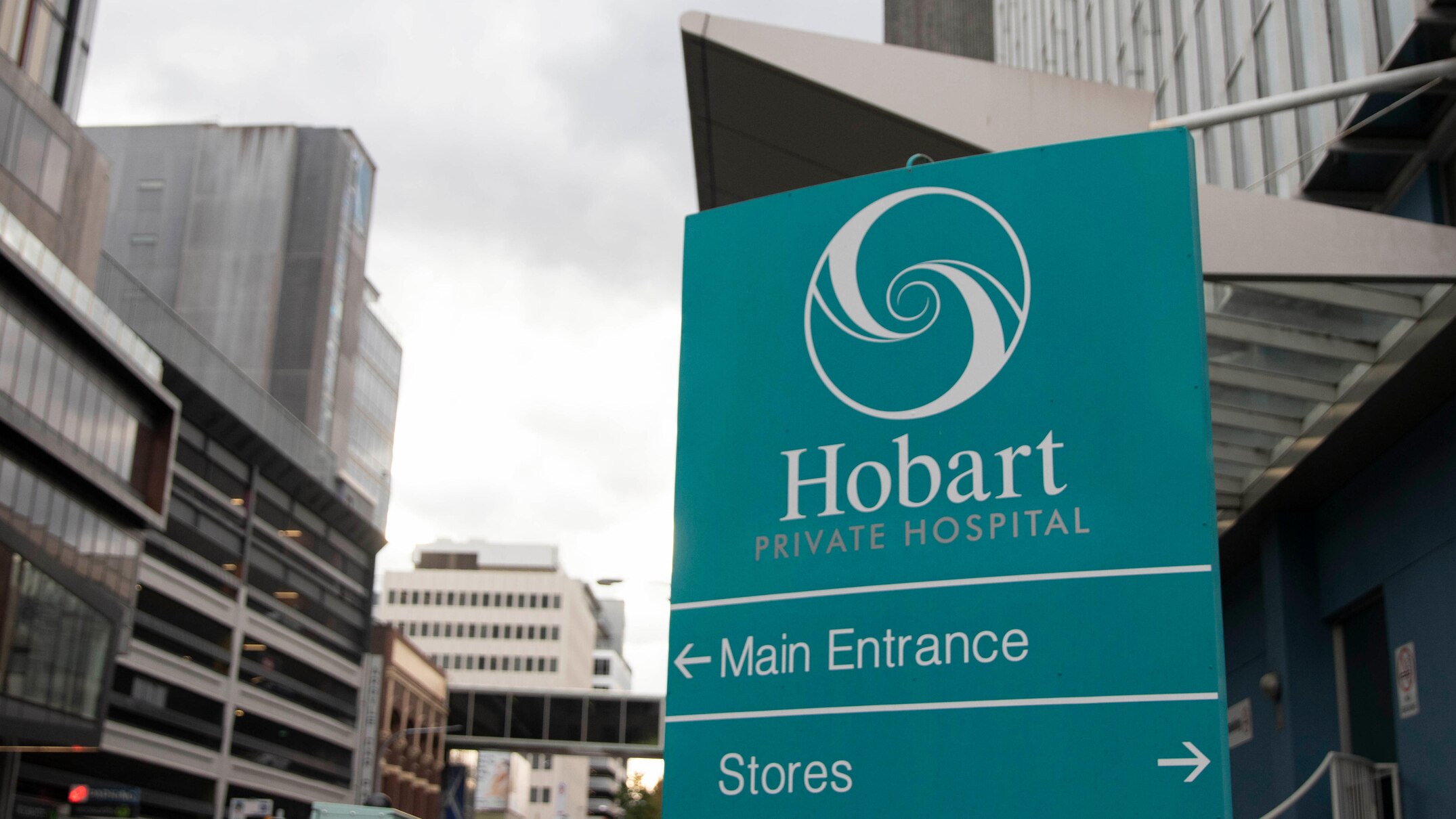 Doctors warn of service gaps if Hobart Private Hospital is sold to Calvary