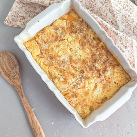 peach cobbler dump cake