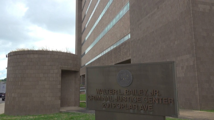 Municipal courts to remain closed Tuesday despite other courts, offices reopening