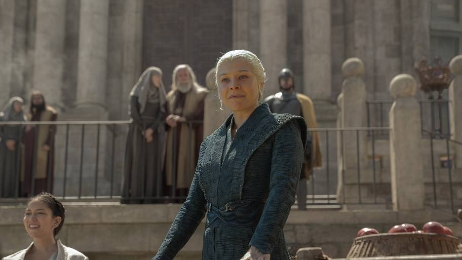 Sonoya Mizuno (Mysaria) and Emma D'Arcy (Rhaenyra Targaryen) in House of the Dragon season 3.