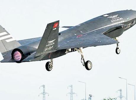 Baykar ve Leonardo Farnborough Airshow'da Güçlerini Birleştiriyor
