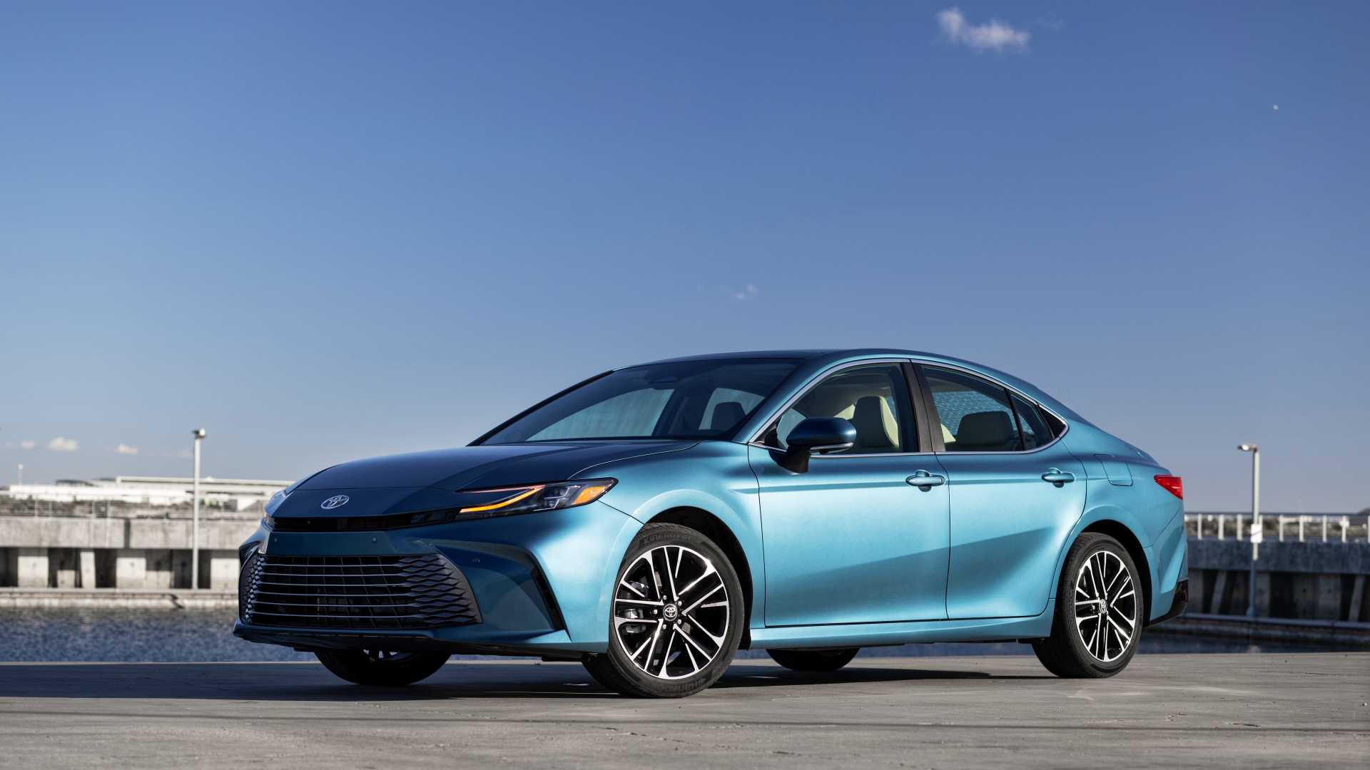 2025 Camry XLE AWD front 3/4 shot parked